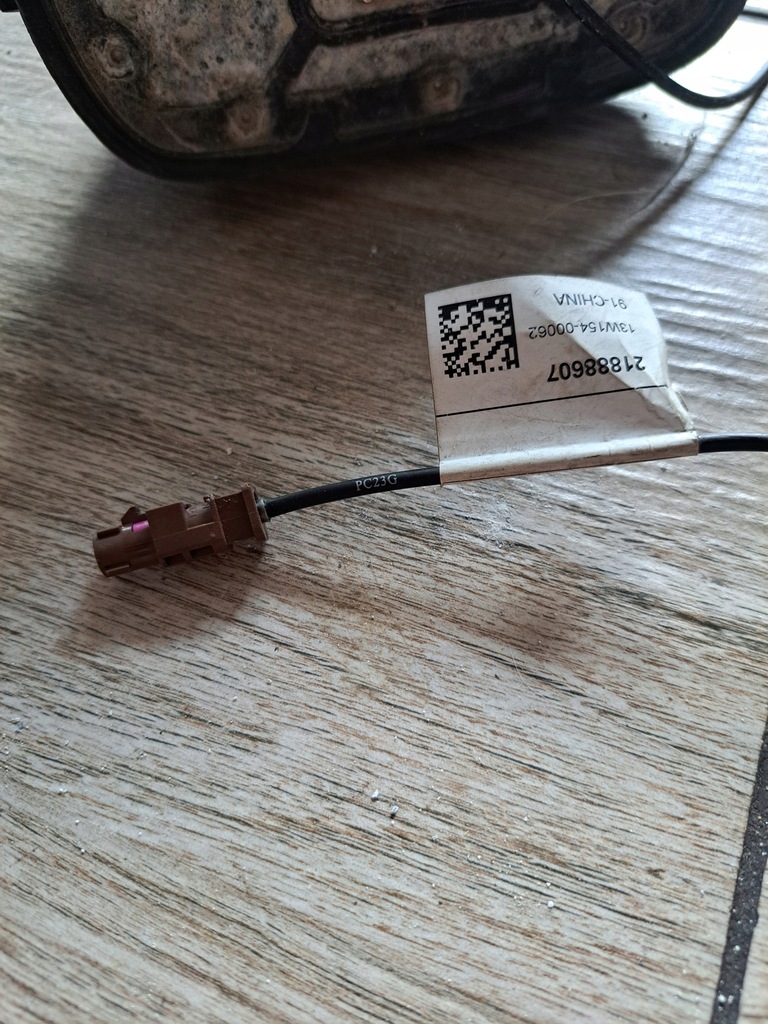 фото №4, Антенна кровельная gps gsm am fm volvo fh fm 4 fmx renault gama t range c k