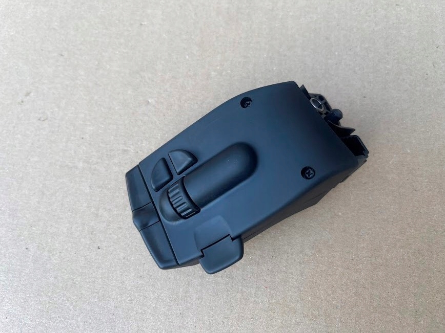 фото №4, Панель рулевого управления pilot радио renault fluence оригинальный номер en25550jy01b