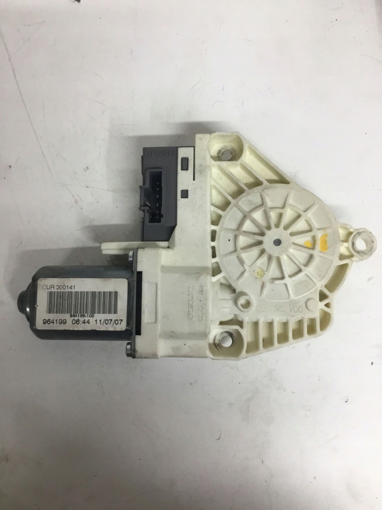 Купити Моторчик скло двері передніх land rover range rover sport l320 964199100