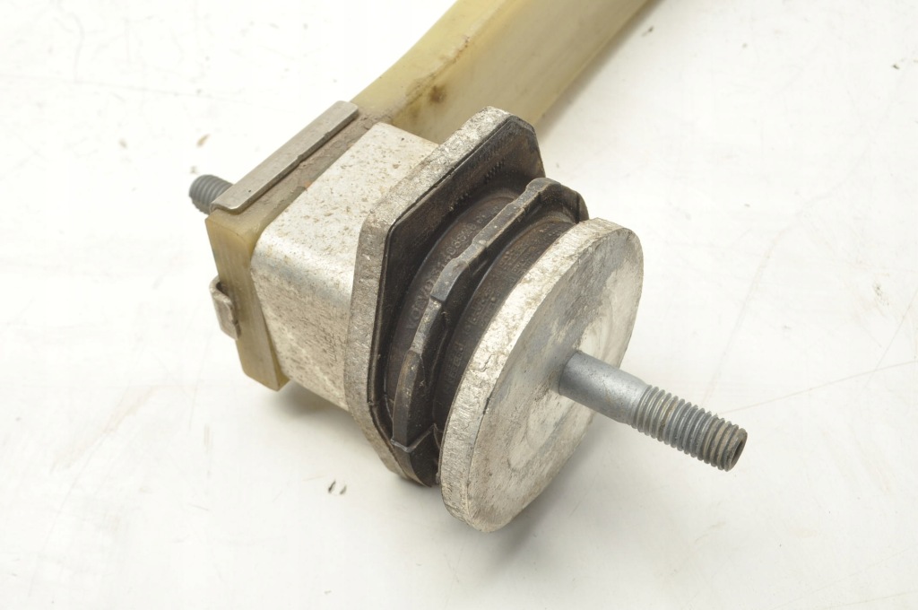 Volvo v60 2 b4 mild hybrid рессора 32370038 Оригинал