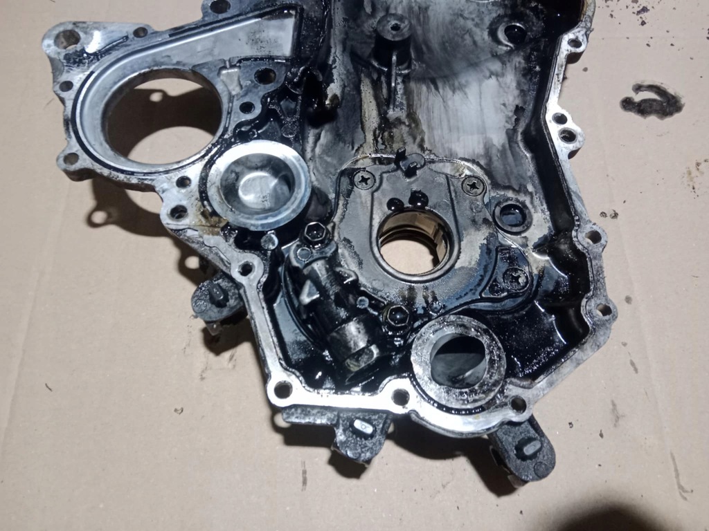 фото №6, Корпус распределительного вала 1.4 d-4d toyota yaris aygo verso corolla auris