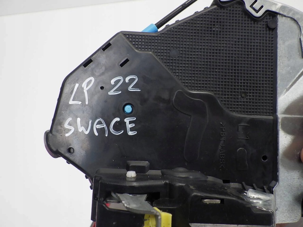 фото №6, Swace toyota corolla e21 замок дверь левый перед