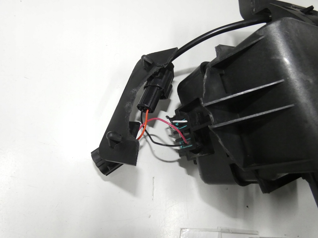 фото №8, Крышка, разъём зарядки kia niro ev/ e-niro 428.