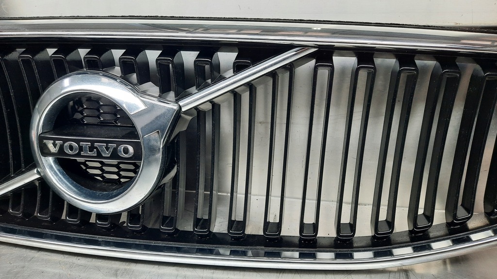 фото №4, Решётка радиатора решётка радиатора 31425721 31383515 volvo s90 v90