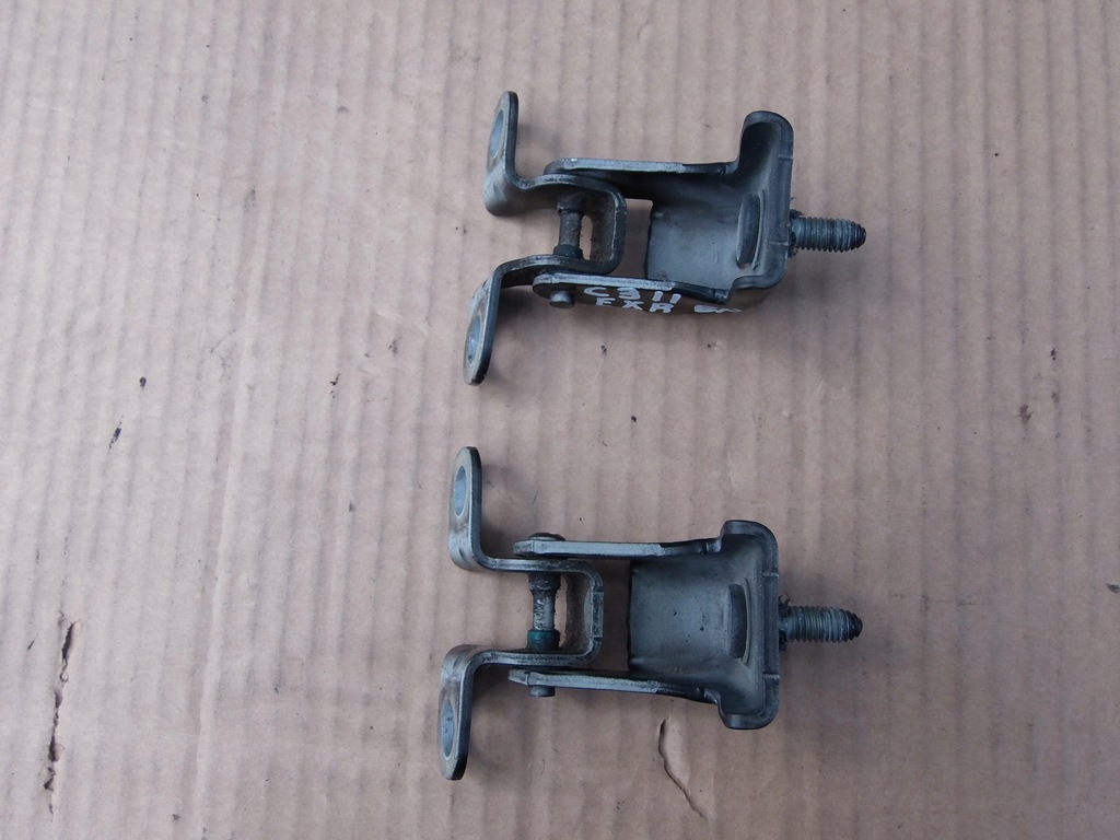 фото №1, Петли крышки багажника citroen c3 ii exl