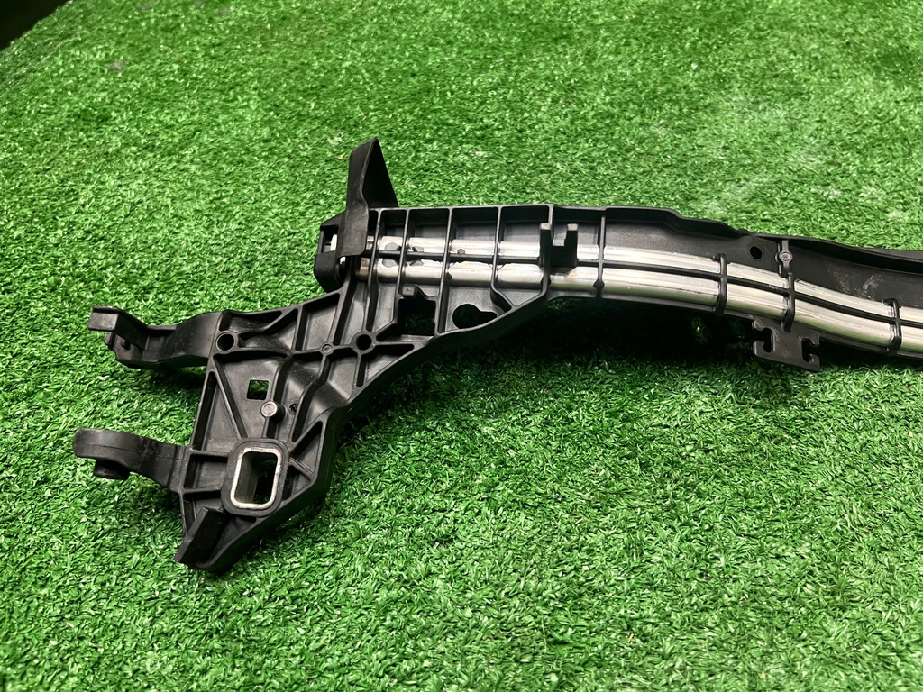 фото №4, Pas передний верхний mercedes a2136201801