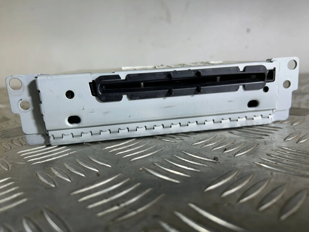 фото №4, Панель / радиопроигрыватель cd/dvd/gps bmw 1 f20 f21 2013 9357991