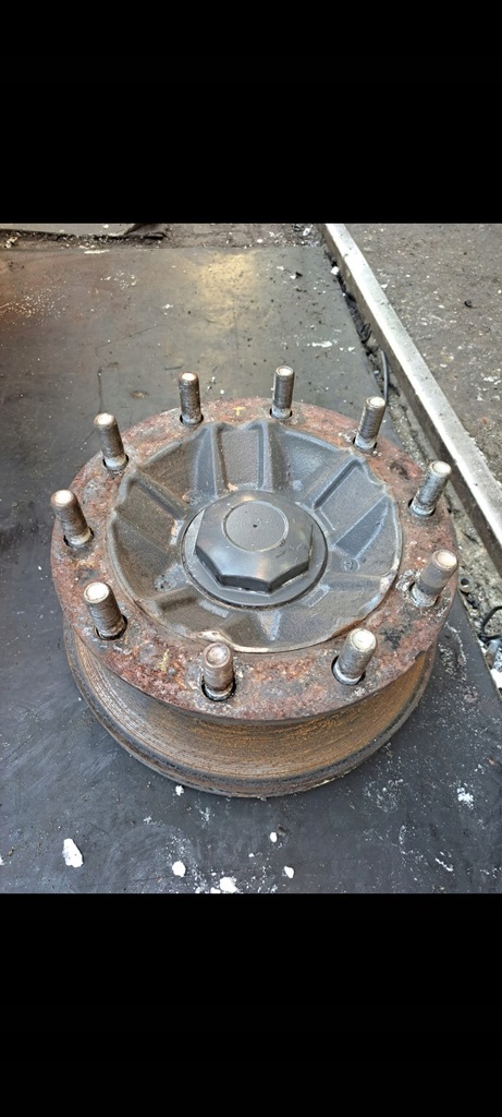 фото №1, Ступиця колеса перед volvo fh 4 fm 4 renault gama t