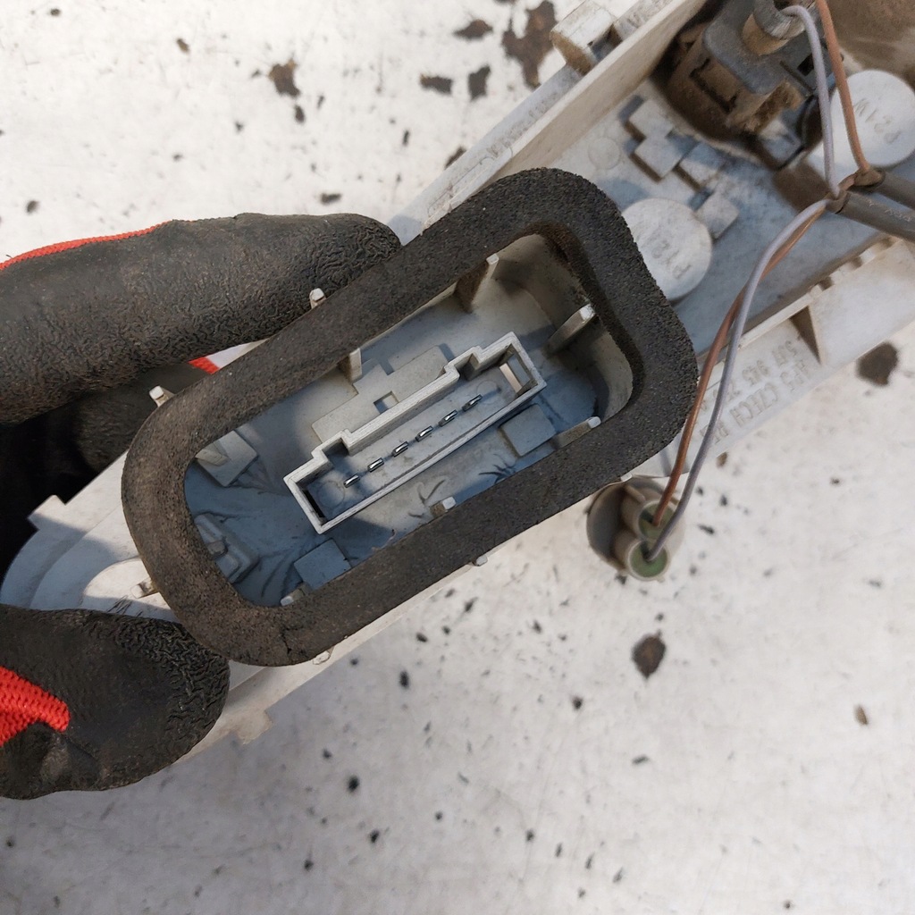 фото №7, Skoda roomster вкладыш лампы правый задний visteon 5j7945258