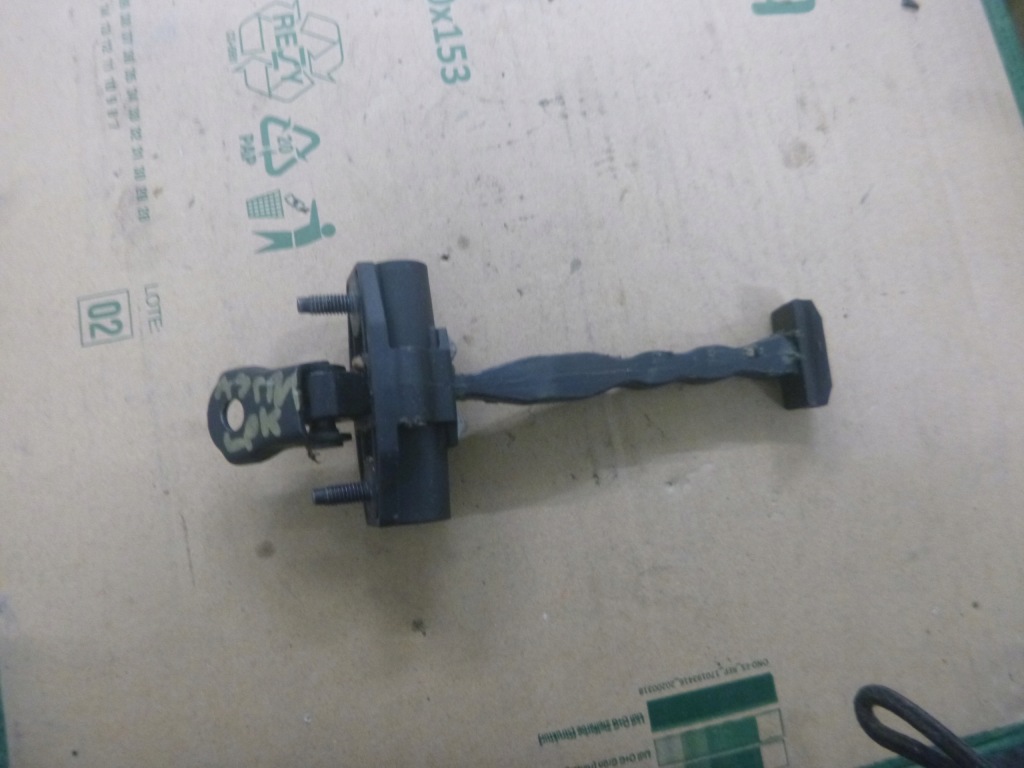 фото №1, Opel astra k v 2016 обмежувач двері лівий перед