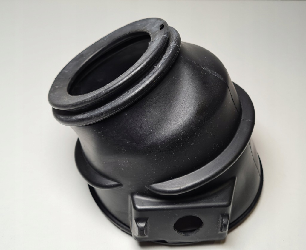 фото №2, Subaru forester iv защита резиновый элемент трубы заливной топлива