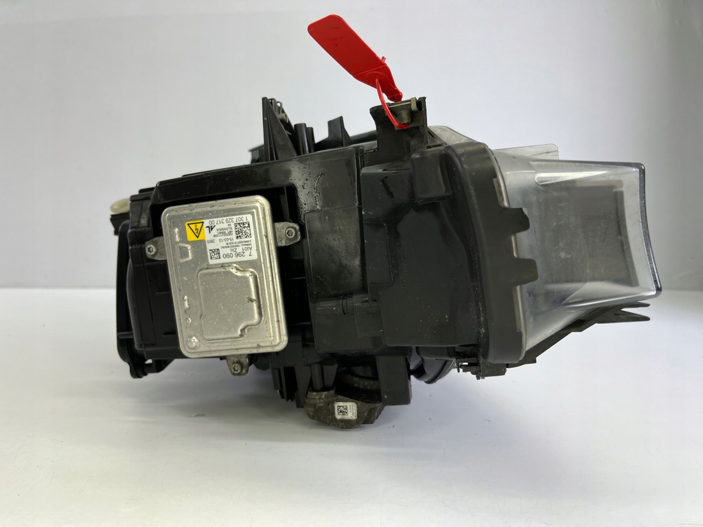 фото №11, Bmw 3 f30 f31 uk фара лівий лампа передня ліва 7259543 комплектна