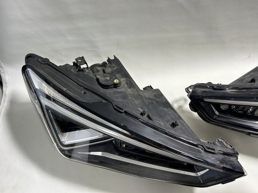 фото №9, Seat tarraco лампа правая левая 5fj комплект лампа