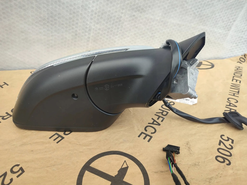 фото №12, Зеркало электрический правое skoda enyaq iv 2022 11 9+2 pin 5lb857408m id4