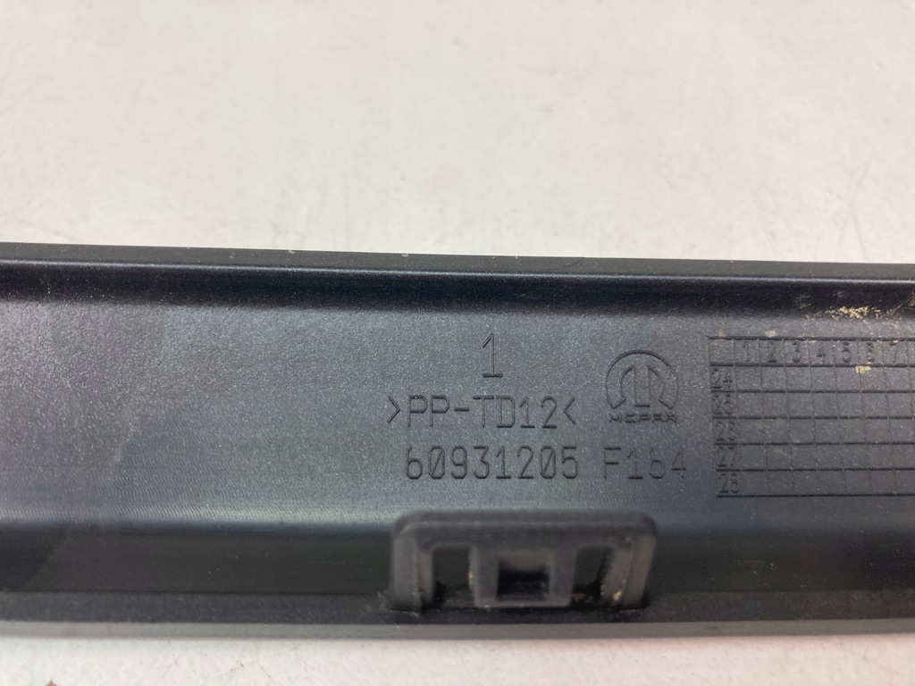 фото №11, Молдинг нижня бампера передній jeep compass ii