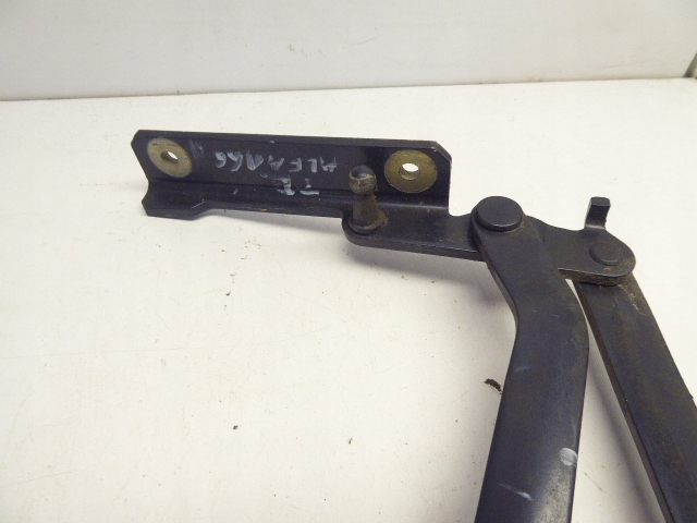 фото №4, Alfa romeo 166 петля петлі кришки задня kpl 472 b