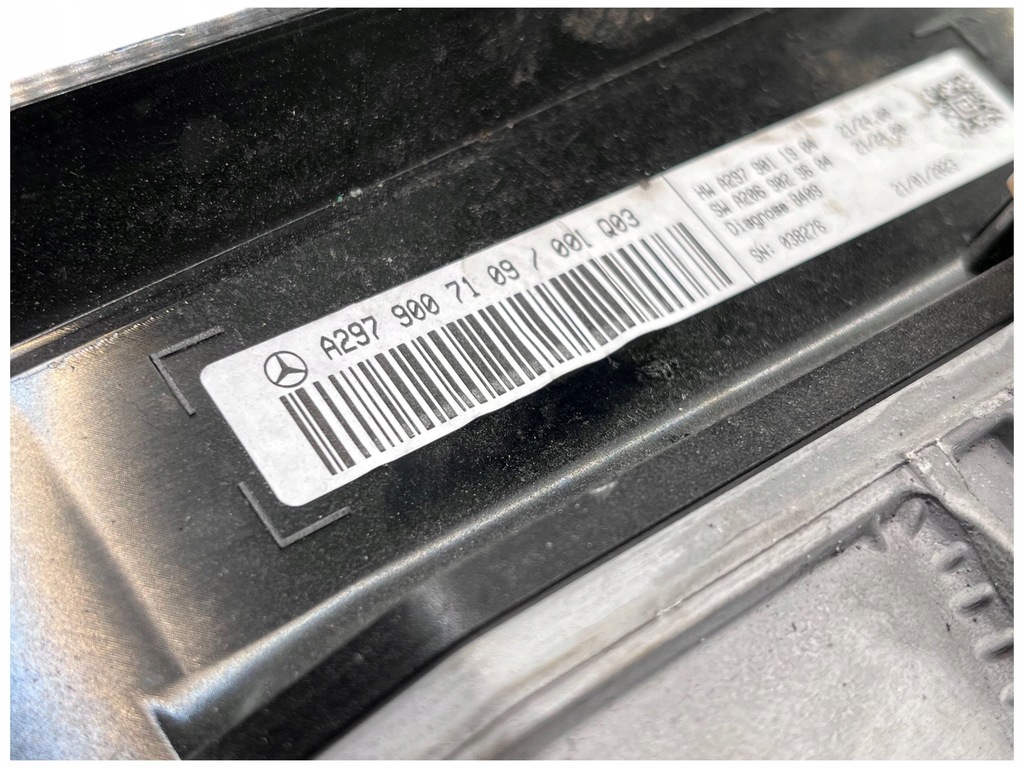 фото №6, Mercedes-benz eqs дисплей head up 2979007109 $j