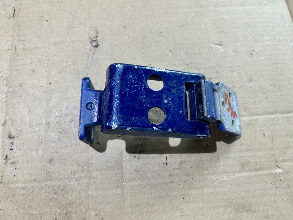 фото №1, Петля двері нижній правий задня mercedes sprinter 906 vw crafter a9067400737