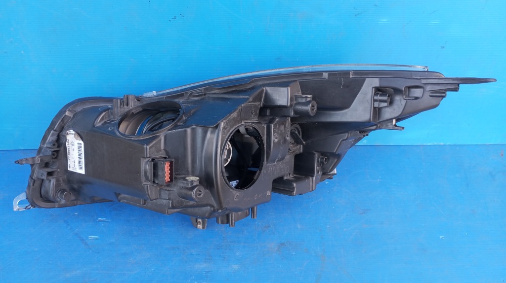 Лампа правий перед eu ксенон 13226793 opel insignia a Оригінал