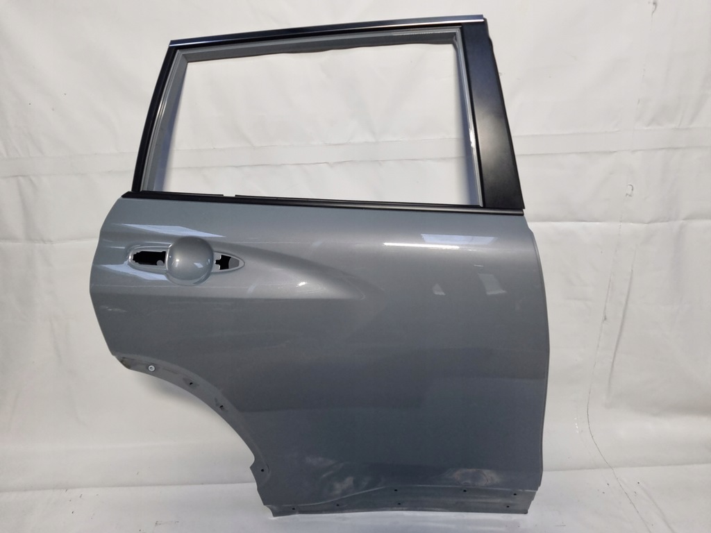 фото №1, Toyota corolla cross задние правое дверь