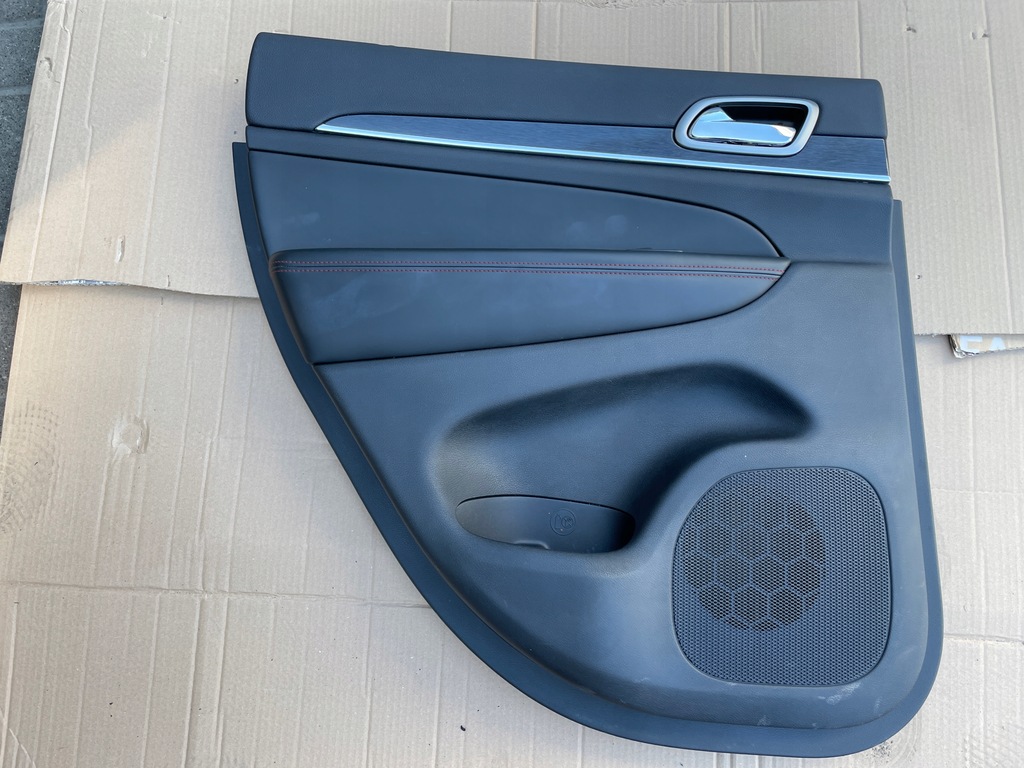 фото №1, Jeep grand cherokee wk2 обшивка двері лівий задня