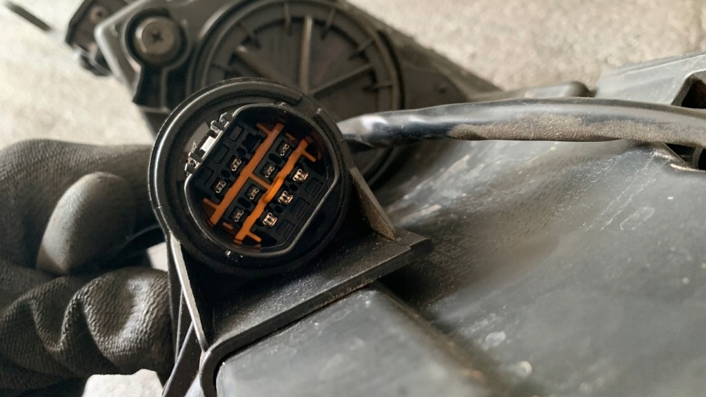 фото №7, Hyundai ix20 передняя левая лампа