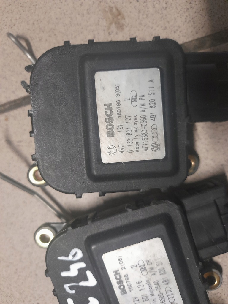 фото №6, Моторчик отопителя a6 c5 0132801125 013280126 комплект