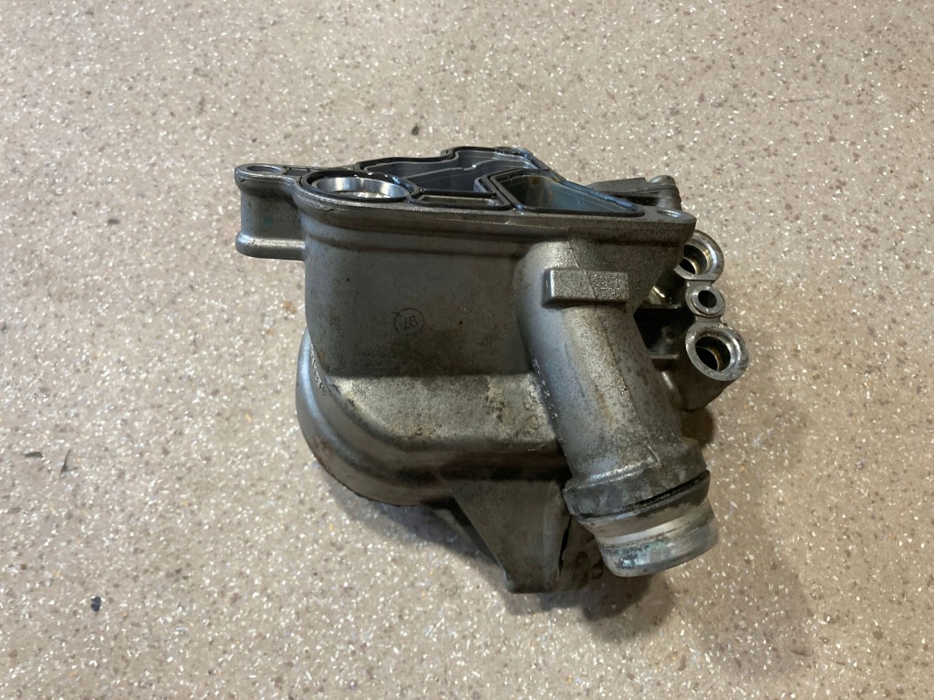 Основание фильтра масла bmw m4 f82 f83 7850293 Цена