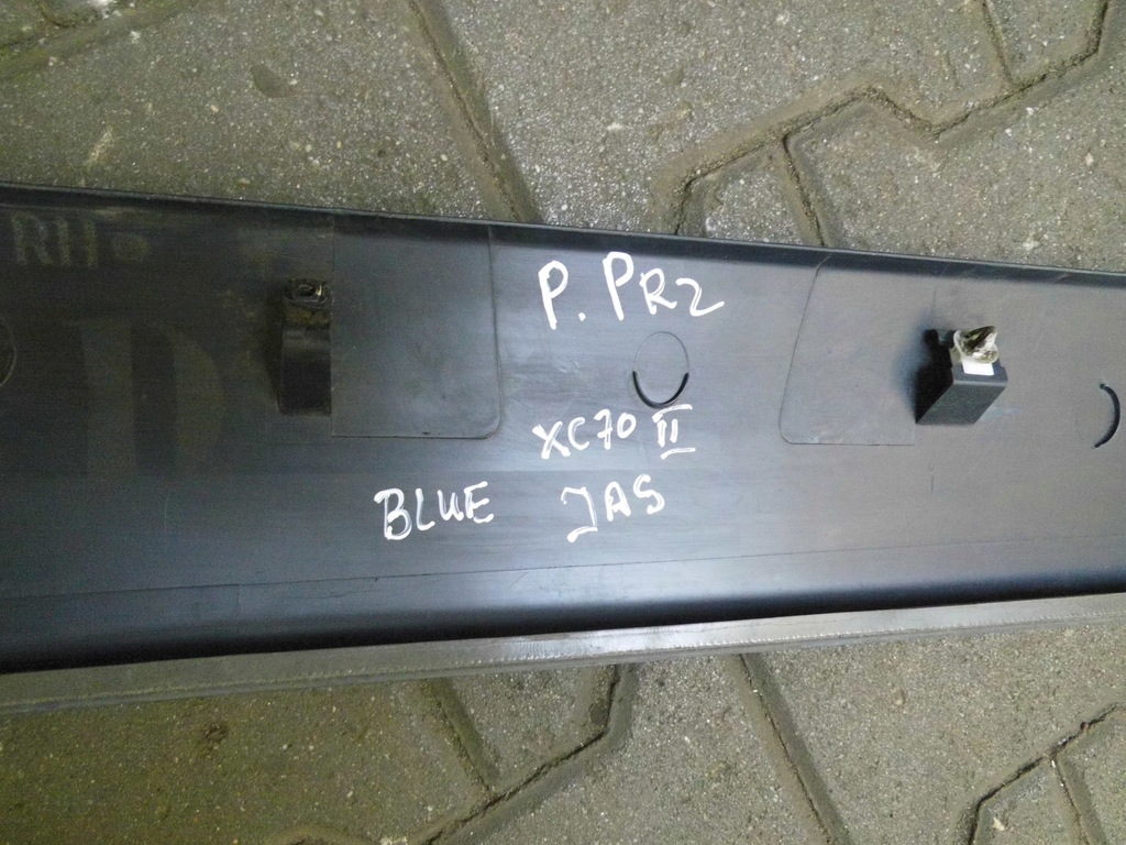 фото №5, Volvo xc70 ii молдинг дверь правый перед dół