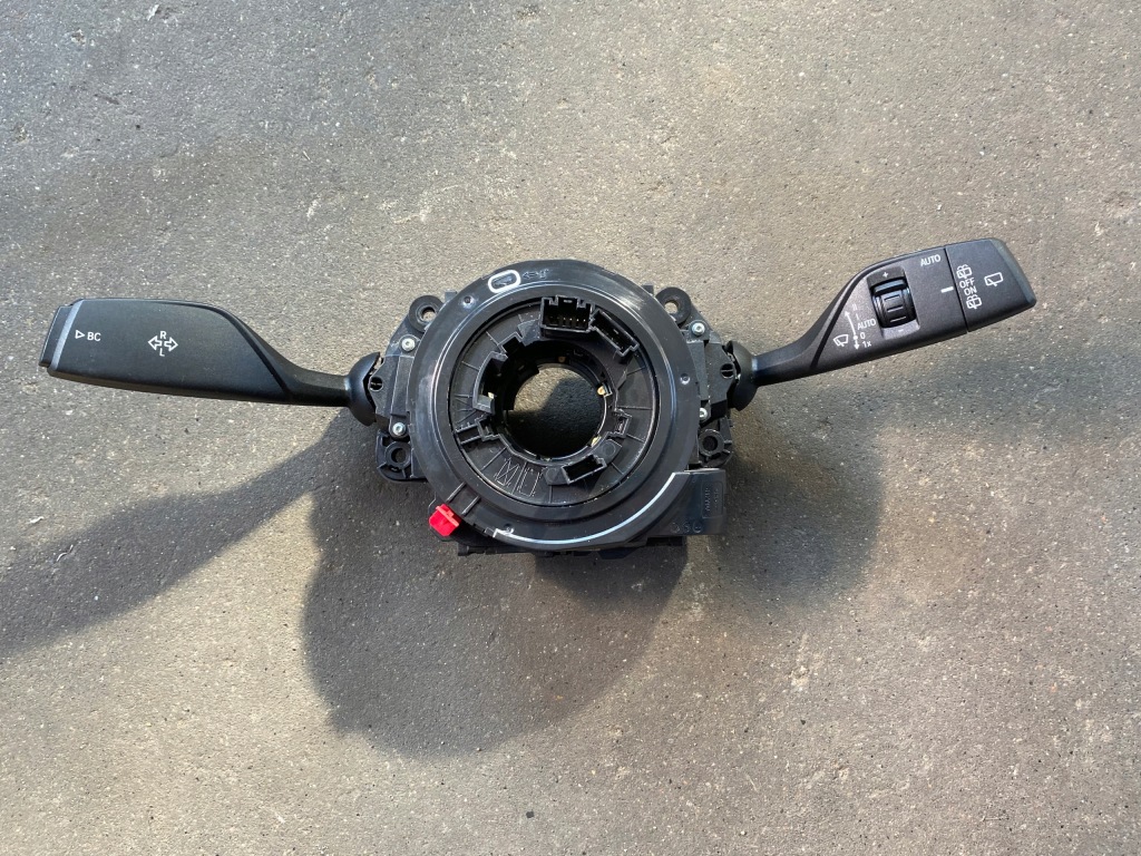 фото №1, Bmw x5 g05 переключатель комбинированный 9436671