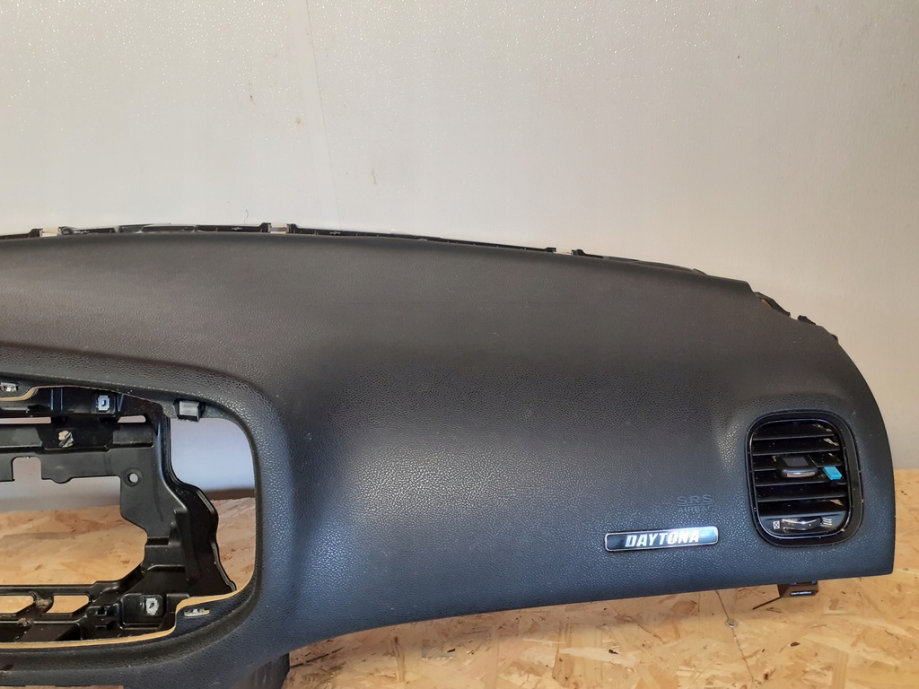 фото №5, Dodge charger консоль приборная панель ремни подушка безопасности демонтаж оригинал daytona usa 16-18