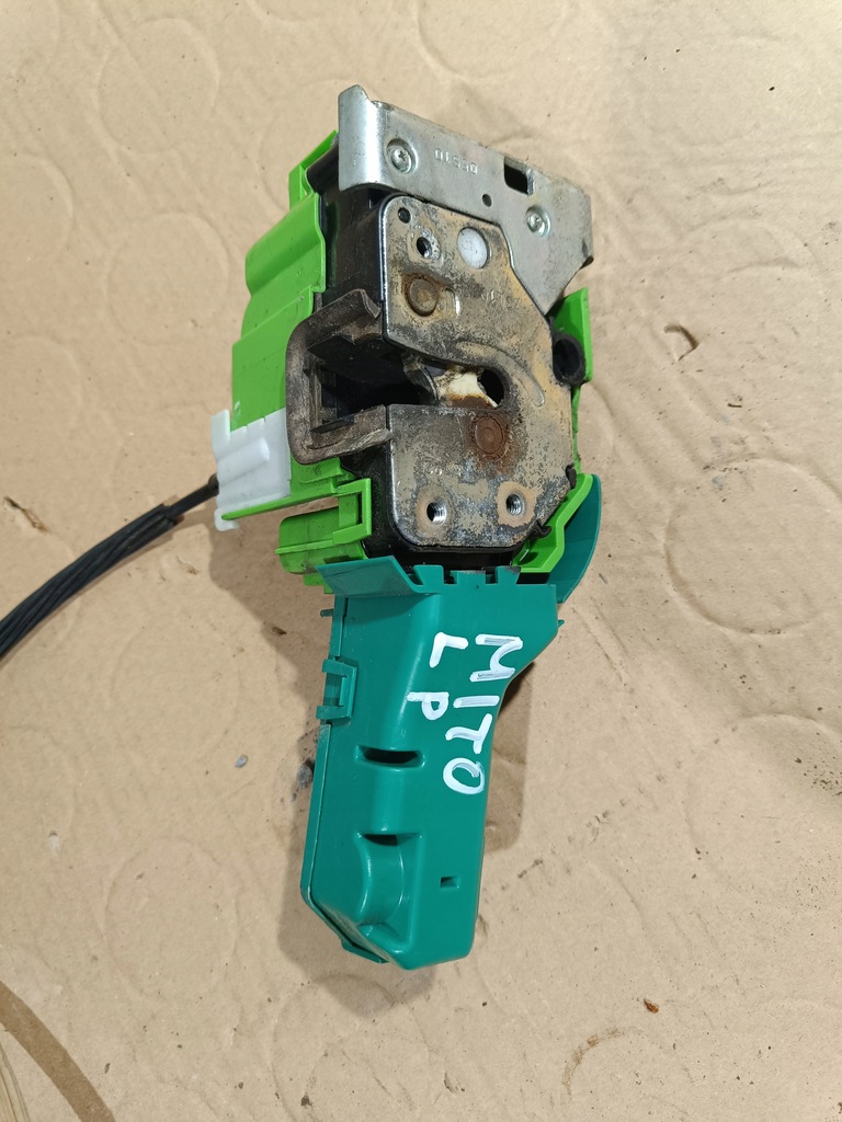 фото №1, Alfa romeo mito замок дверь левый перед