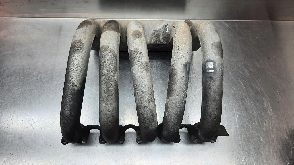 фото №1, Коллектор всасывающий 074129713n vw lt 35 2.5 sdi 97r