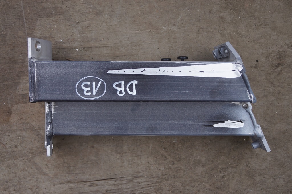 фото №6, Зона деформации aston martin db11 hy53-17f034-af