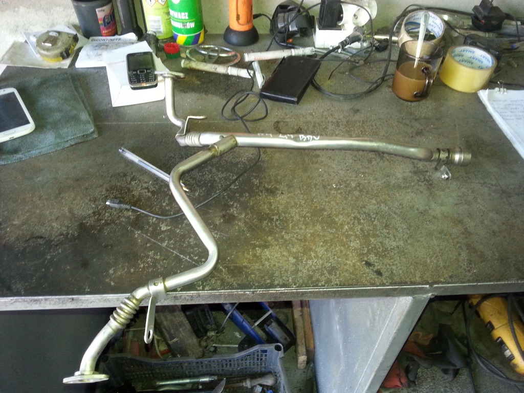 фото №1, Audi skoda vw - трубка egr 076131831n