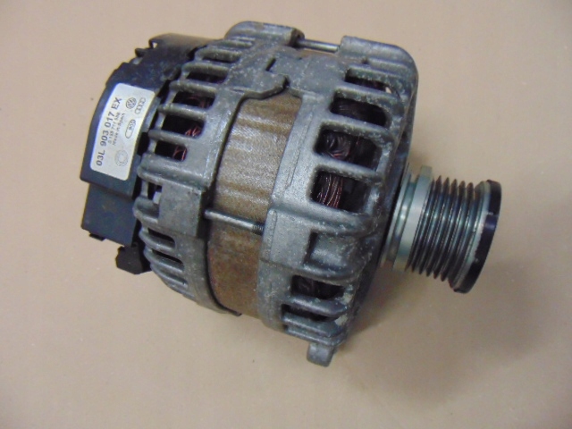 Купити Генератор audi a4 b8 2.0 tdi 03l903017ex