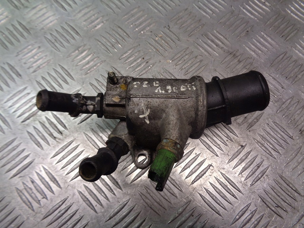 фото №1, Корпус термостата opel zafira b 1.9 cdti 55203388