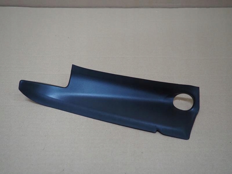 фото №1, Заглушка защита лампы левый задняя peugeot 3008 9670553480