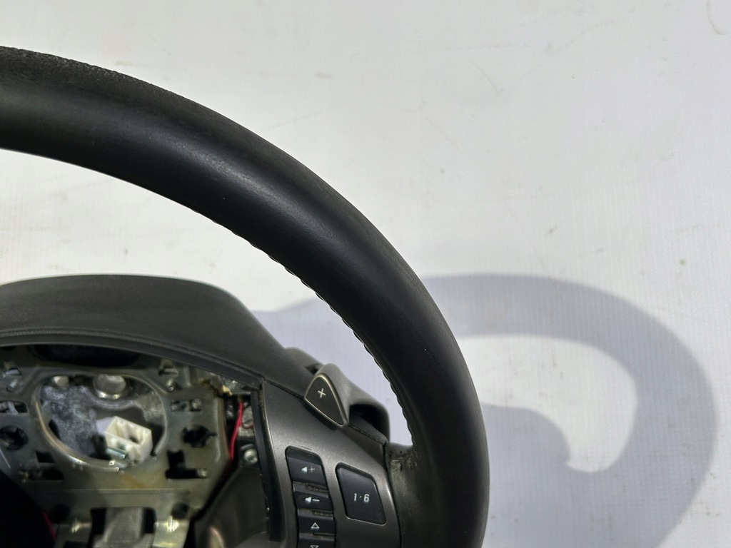 фото №8, Воздуховод комплектная кожа лепестки переключения chevrolet corvette c6 2005r-