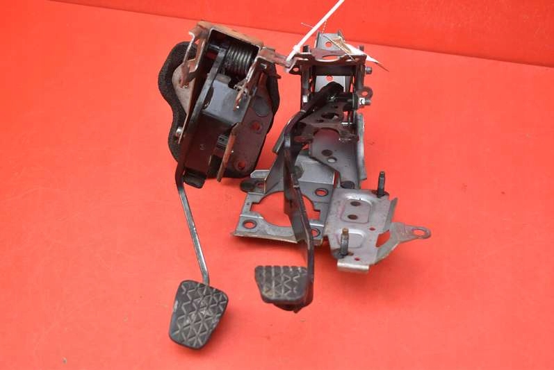 фото №1, Педаль педали сцепление тормоз eu ford fiesta mk7 08-17