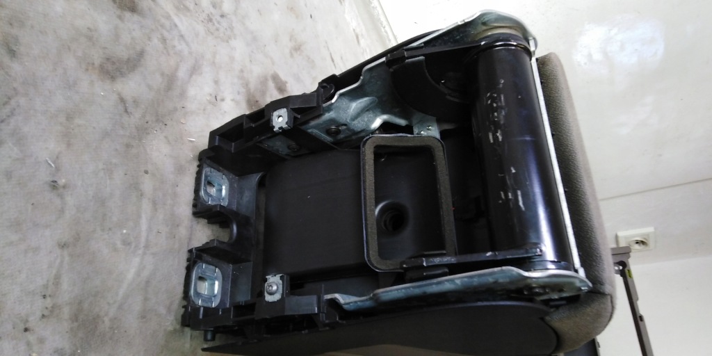 фото №12, Passat b6 подлокотник туннель средний euro 07r