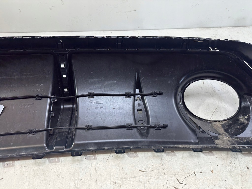 фото №11, Диффузор бампера задняя audi rs3 8y 8y0807521a