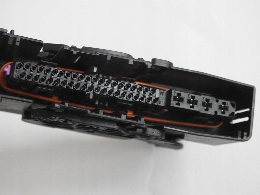 фото №5, Bosch штекер насоса abs 46p 31przew. fiat panda ii