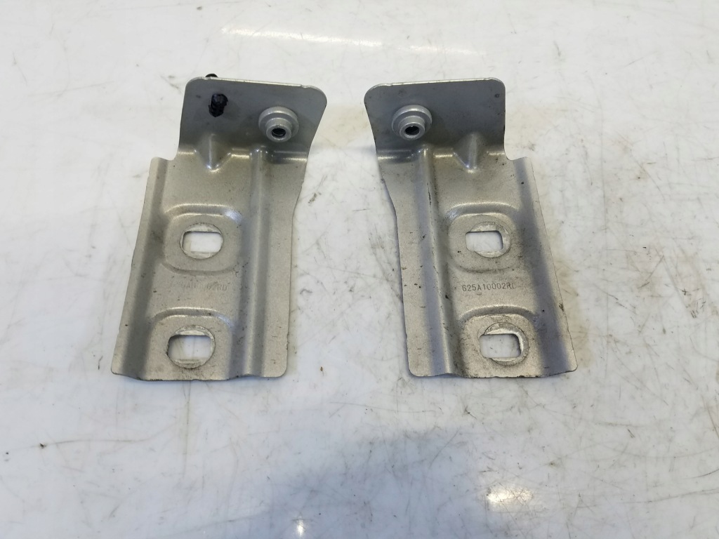 фото №2, Кронштейн крыла перед renault laguna iii kod ted69