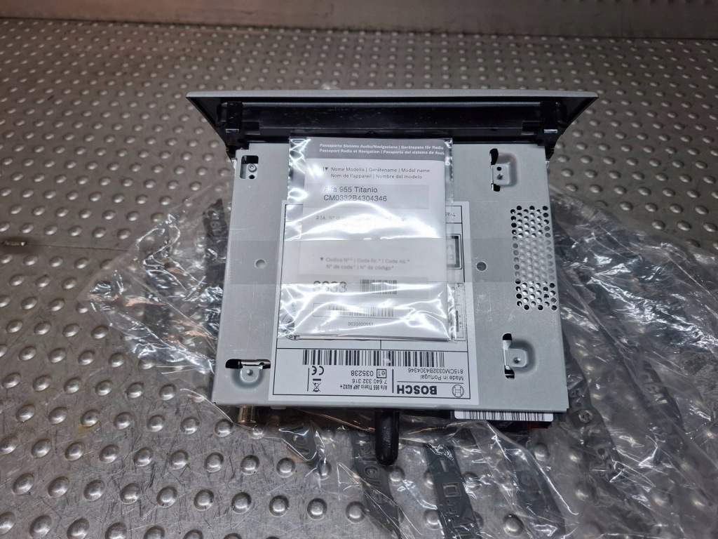 Радио автомобильные 156099054 alfa romeo mito 955 11- новый оригинал Доставка