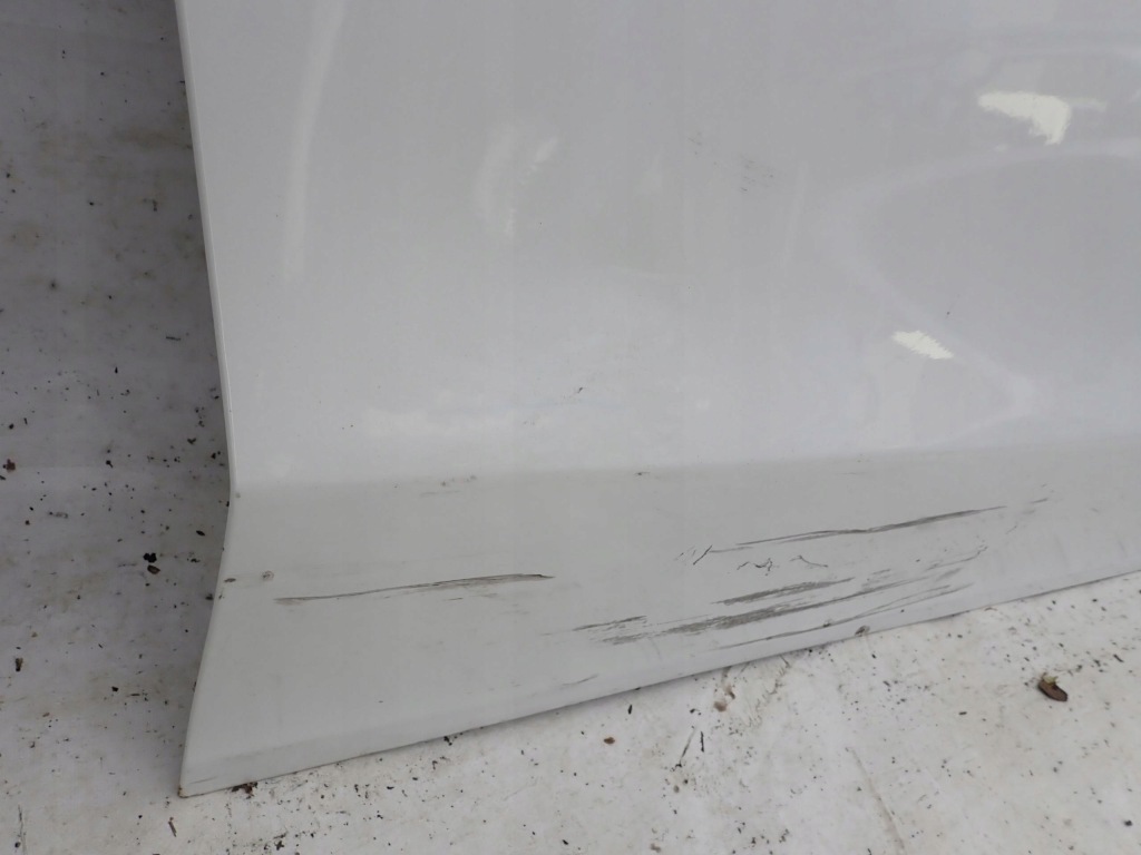 Купить Tesla model y 20- дверь перед передние правое