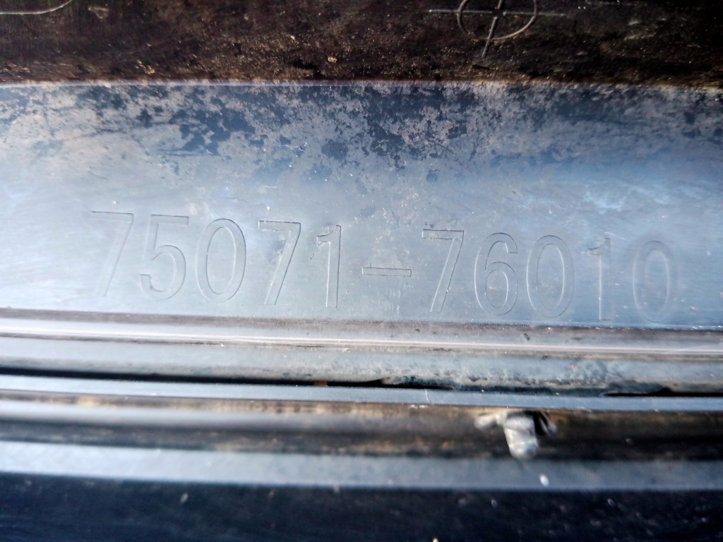 Купить Lexus ux правая молдинг дверь перед 2018r