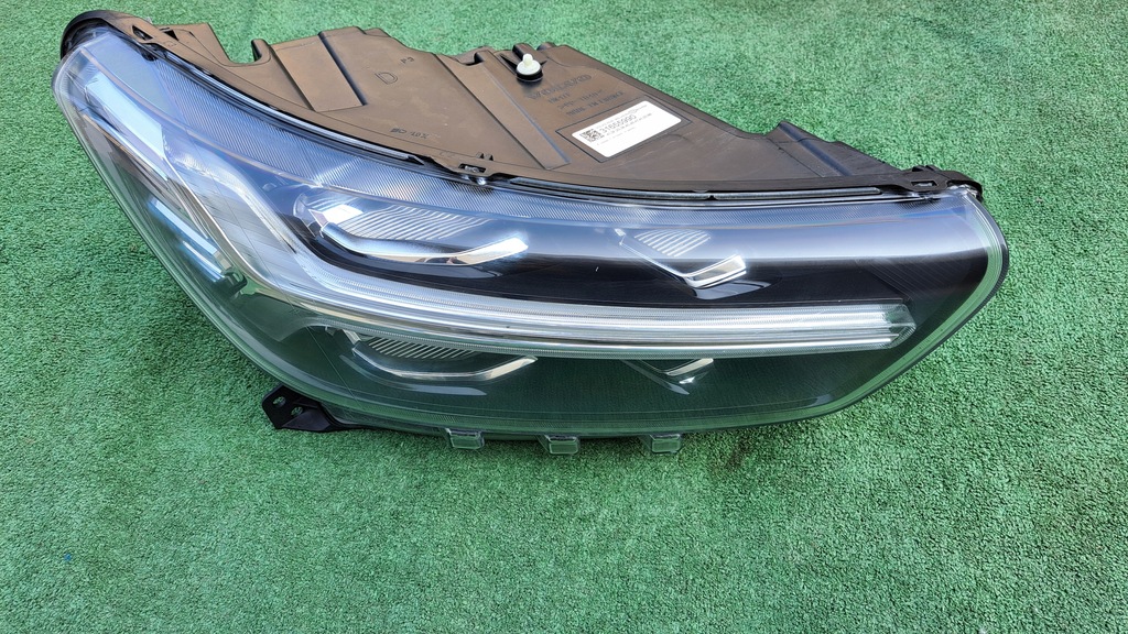 фото №1, Volvo xc40 full led лампа передня