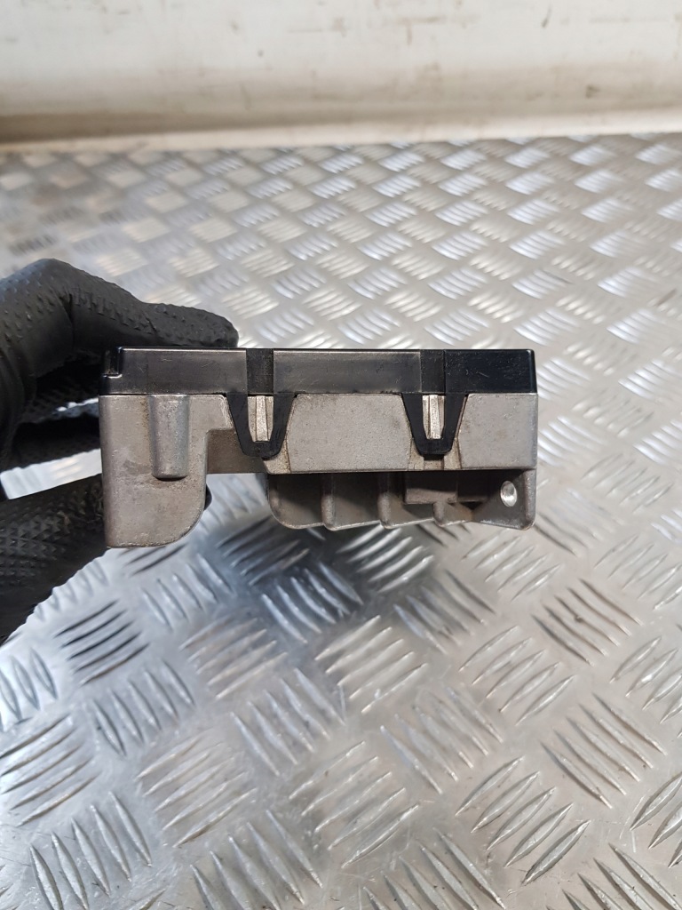 Блок управления модуль света cuv e32 scania r420 1943668 Киев