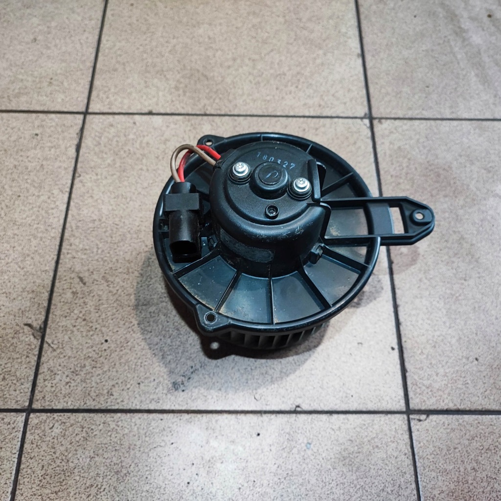 фото №1, Повітродувка вентилятор обдув audi a6 c5 оригінал